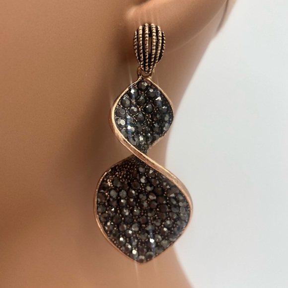 Twist Gold Grey Rhinestone Abstract Earrings Art Deco - Picture 5 of 5